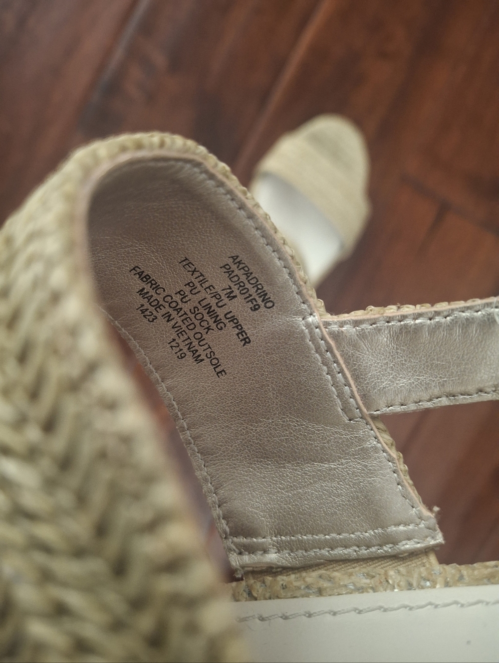 ANNE KLEIN "Padrino" Natural Woven Raffia Slingback Sandals - Size 7 - Picture 5 of 9